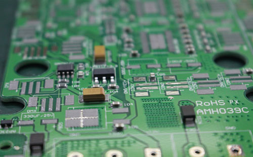 過回流焊后的電路板 過回流焊后的電路板